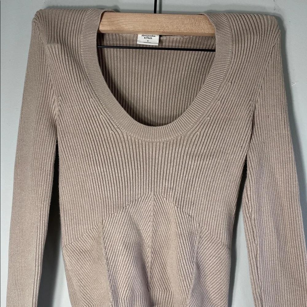 A&F Ribbed Beige Scoop Neck Long Sleeve Sweater